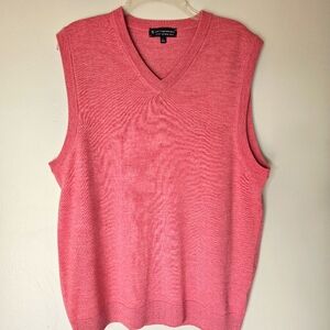 Hart Schaffner Marx Preppy Pullover Merino Wool Sweater Vest Size large NWOT
